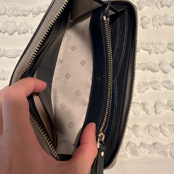 Kate Spade New York margaux leather continental wallet - Picture 6 of 8